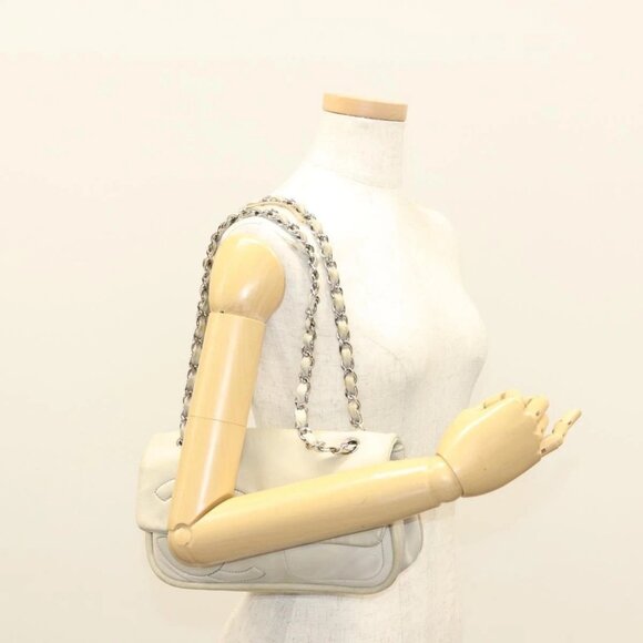 CHANEL Chain Shoulder Bag Lamb Skin Ivory Silver CC Auth 134523 - Picture 15 of 16
